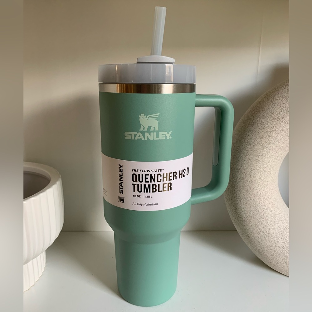 Stanley 40 oz. Quencher H2.0 FlowState Tumbler- Eucalyptus